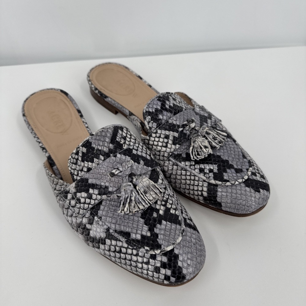 J. Crew Charlie Flat Mules Leather Snake Print Tassel Almond Toe Gray Size 7.5